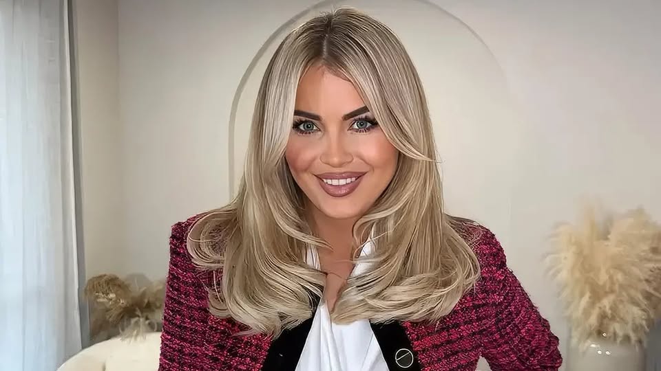 Afrona Dika relaksohet me të dashurin në vaskë me verë dhe qirinj