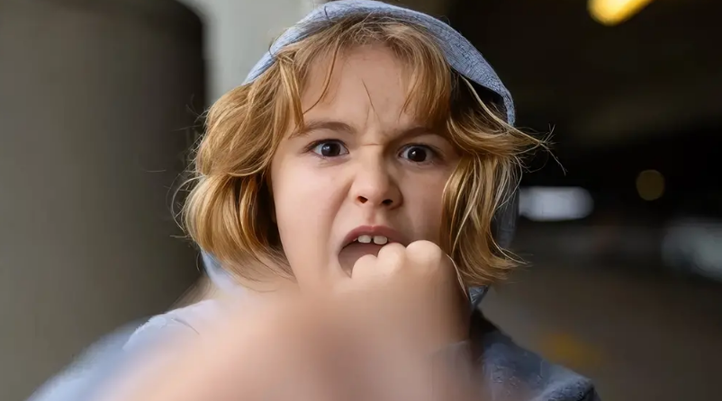 Si ta identifikoni fëmijën tuaj si ngacmues: Shkaktarët dhe zgjidhjet