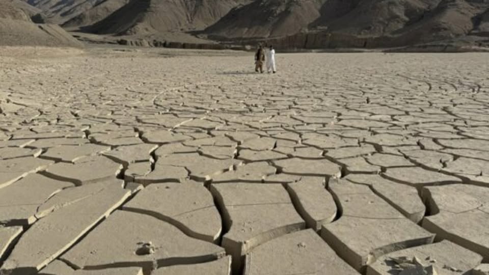 Paralajmëron OKB: Bota po mbetet pa ujë