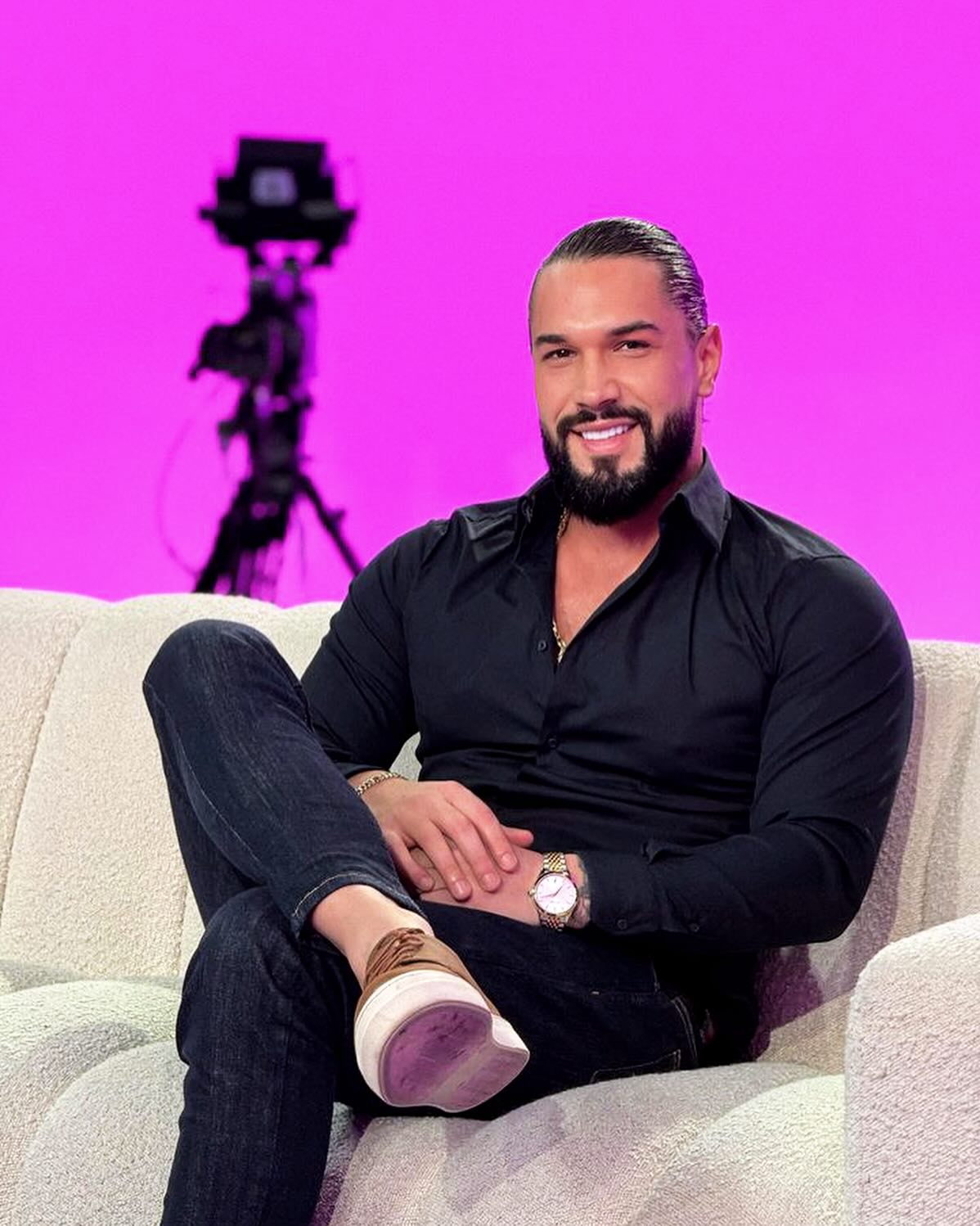 “Sehiret që më kanë bërë, të forta kokan..”, Atdheu shqetëson ndjekësit me postimin e papritur